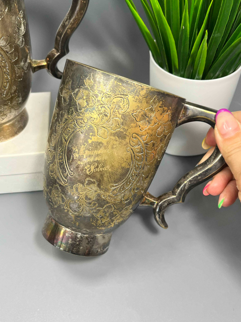 Крупная кружка из латуни с серебрением. Индия. Именная надпись и монограмма. Картинка 4